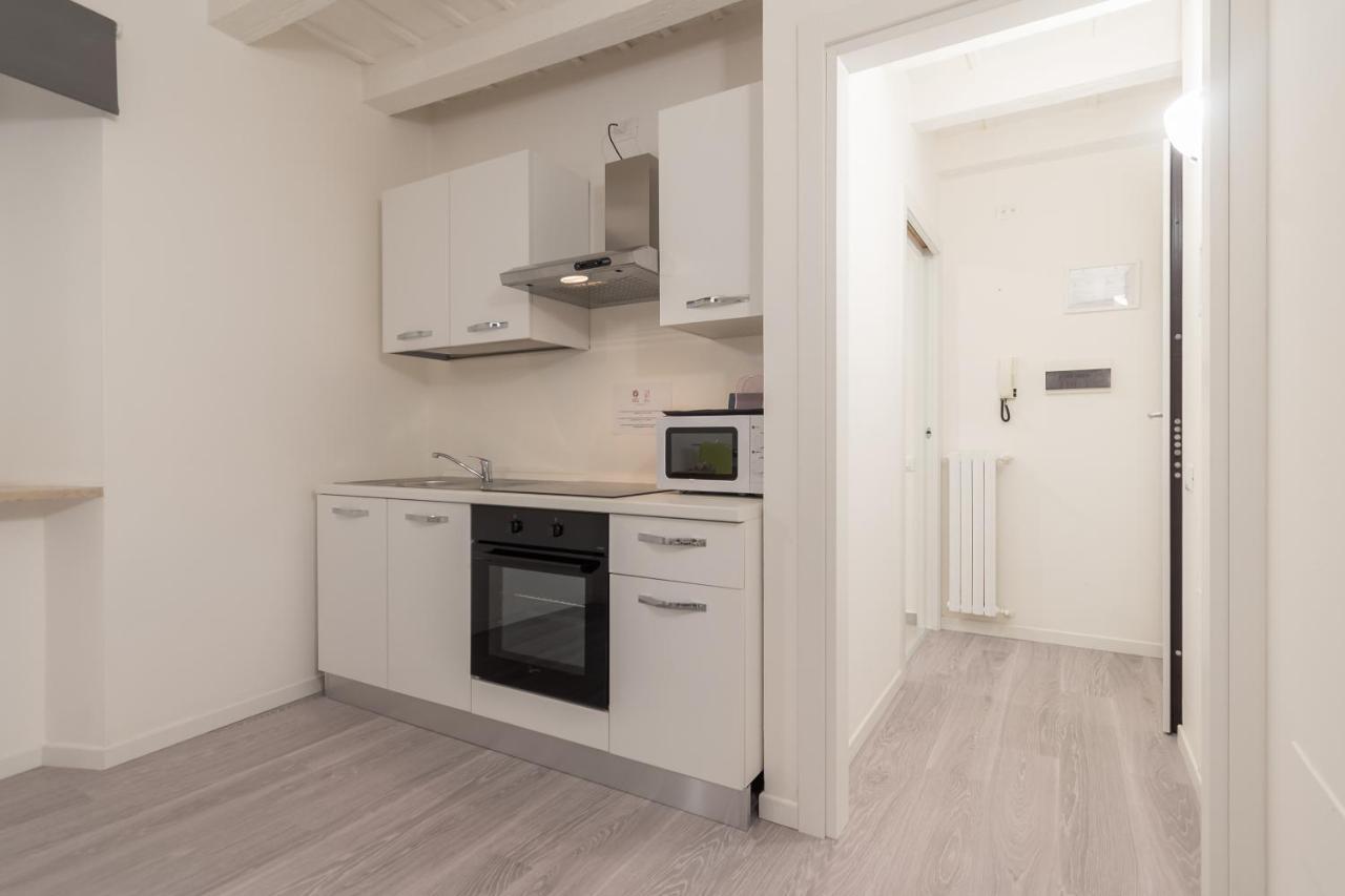 Palazzetto Vittoria - F&L Apartment Brescia megye Kültér fotó