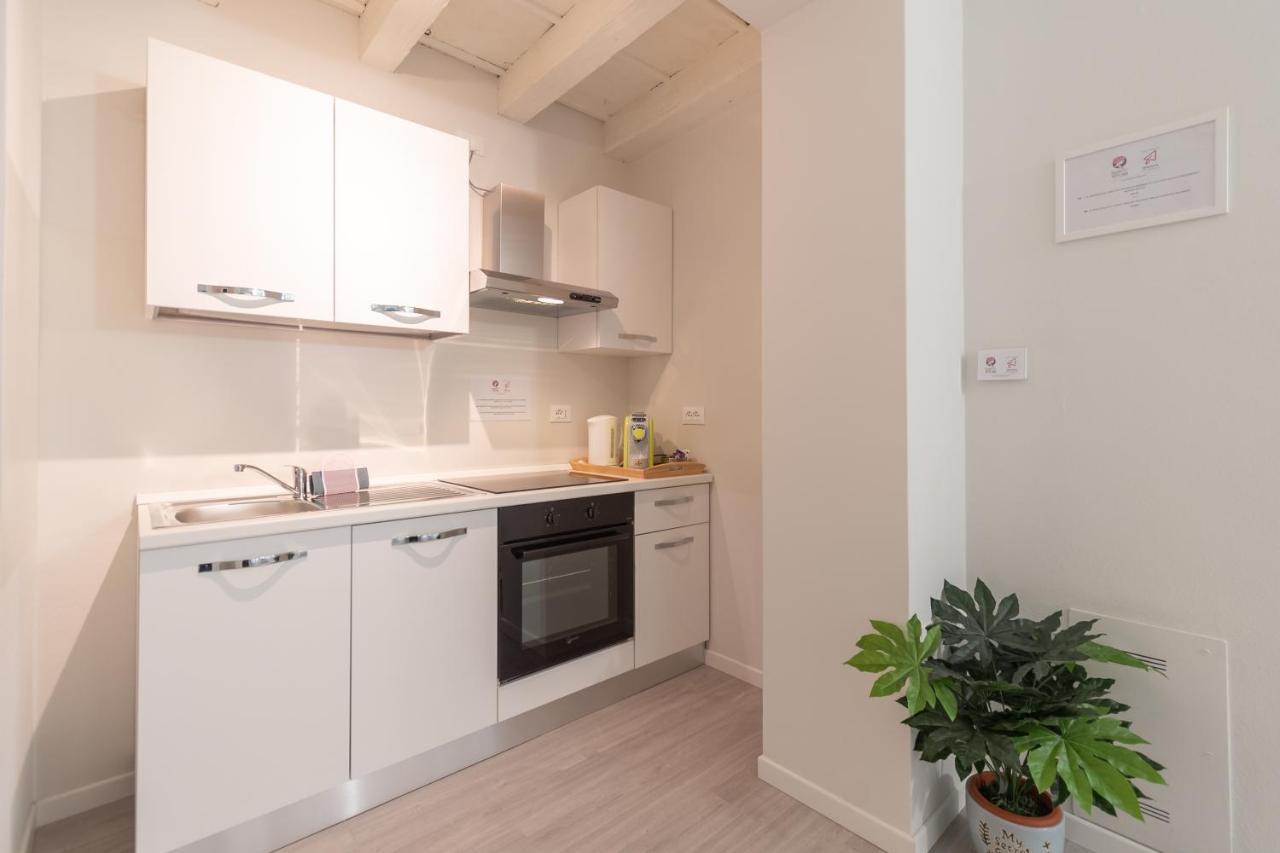 Palazzetto Vittoria - F&L Apartment Brescia megye Kültér fotó